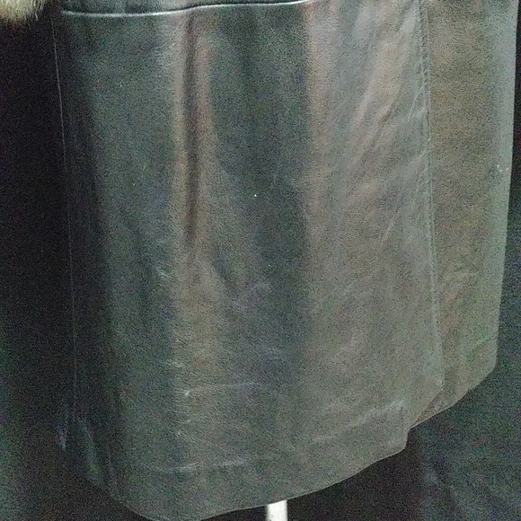 Leather Coat with Fur Collar - Picture 5 of 8